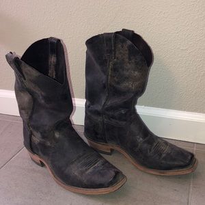 Justin Distressed Cowboy Boots